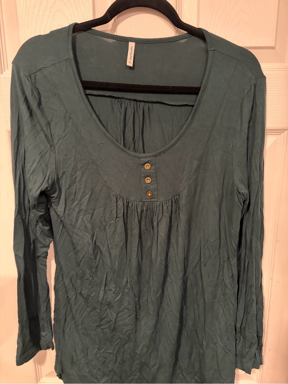 Eddie Bauer Teal Green Long Sleeve Scoop-Neck Top with Button Trim